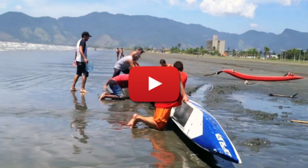 O resgate da Canoa Havaiana em Ilhabela