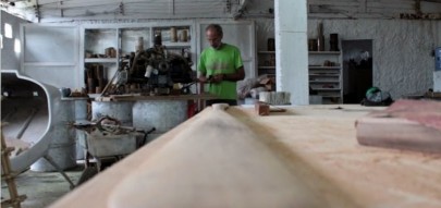 Projetista oferece construção de V6 em madeira para clubes